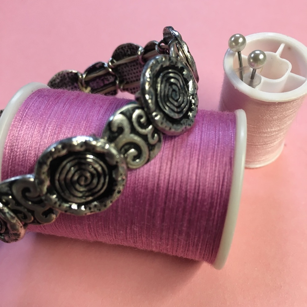 Jewelry bundle witchy swirl spell silver black stretch bracelet pearl posts